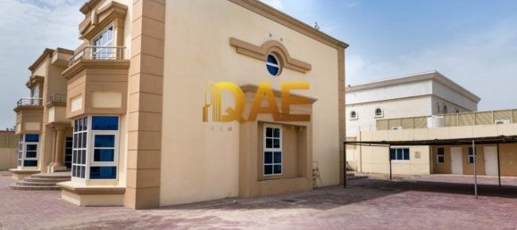 6 bedrooms Villa in Al Twar, UAE No. 4722 2