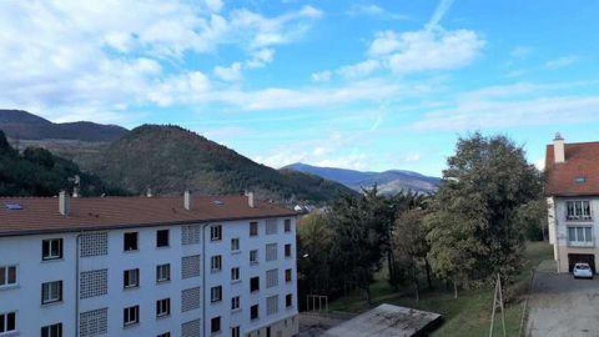 3 bedrooms Condo in La Mure, France No. 34863