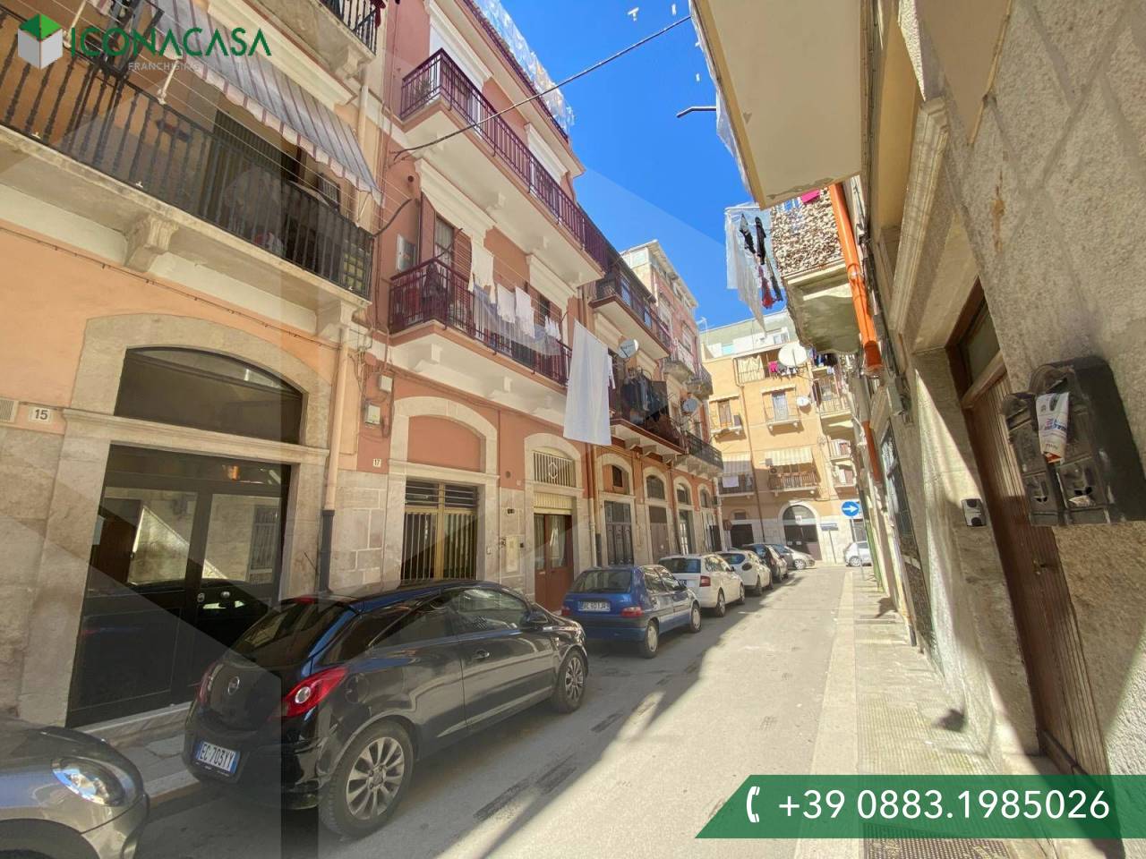 2 rooms House in Andria, Italy No. 23692