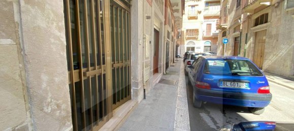 2 rooms House in Andria, Italy No. 23692 2