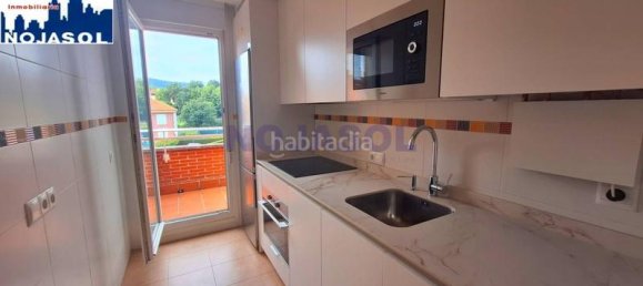 2 bedrooms Penthouse in Cantabria, Spain No. 137551 6