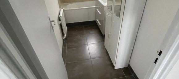 2 bedrooms Apartment in Sartrouville, France No. 329949 4