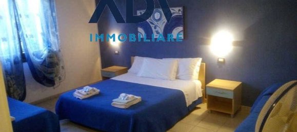 10 chambres Villa à Bastia Umbra, Italy No. 339747 13