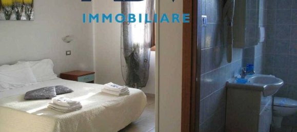 10 chambres Villa à Bastia Umbra, Italy No. 339747 23