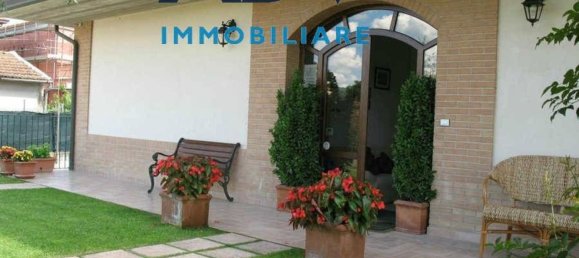 10 chambres Villa à Bastia Umbra, Italy No. 339747 28