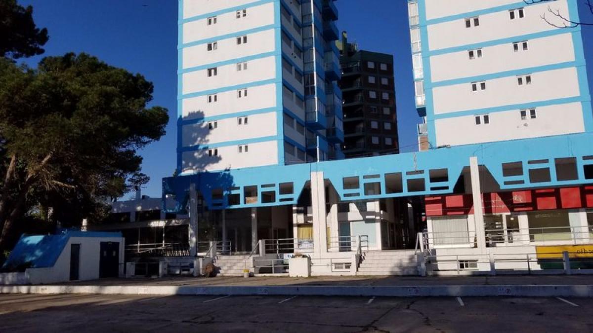 160m² Office in Mar del Plata, Argentina No. 106668