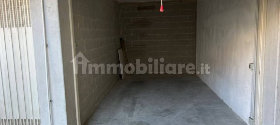 16m² Garage in Piacenza, Italy No. 343029 5