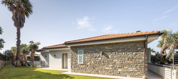 Villa T3 em Bordighera, Italy N.º 295130 2