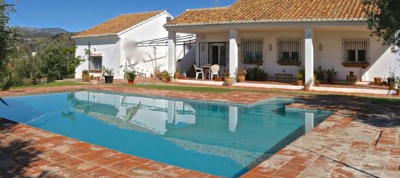 4 bedrooms House in Marbella, Spain No. 135139 11