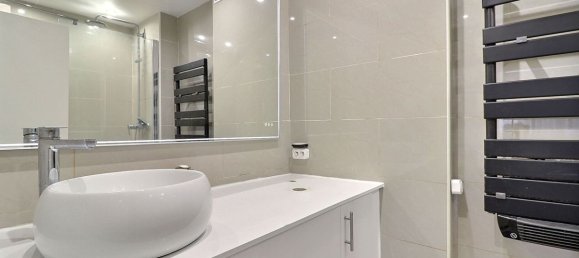 Квартира с 2 спальнями в Сен-Лё-ла-Форе, Франция № 294893 3