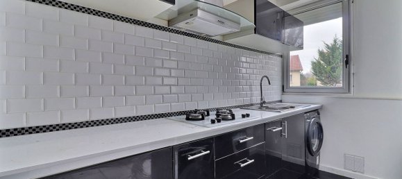 Квартира с 2 спальнями в Сен-Лё-ла-Форе, Франция № 294893 2