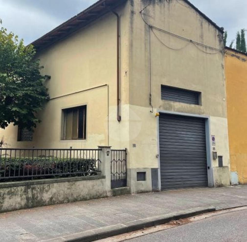 2-Zimmer Gewerbliche Immobilie in Bagno a Ripoli, Italy, Nr. 176813