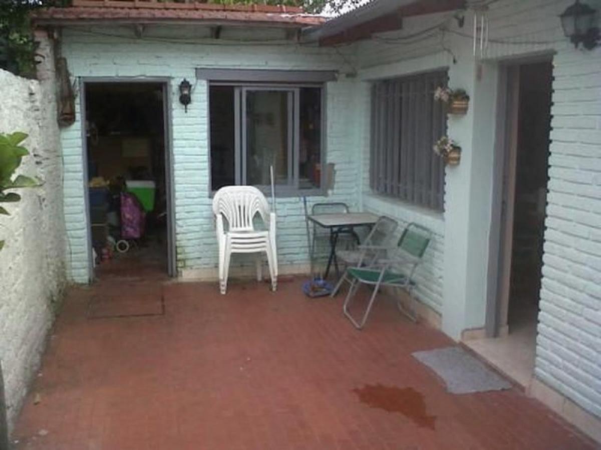 Studio in Tres de Febrero, Argentina, Nr. 99376