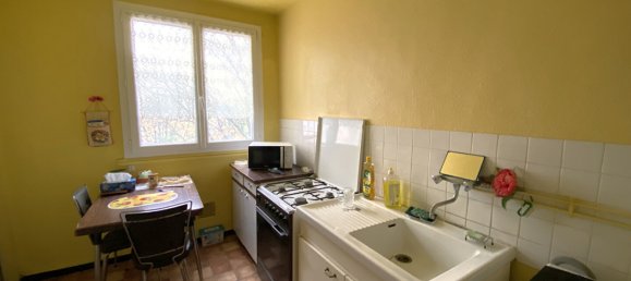 3 bedrooms Apartment in Bourges, France No. 153665 2