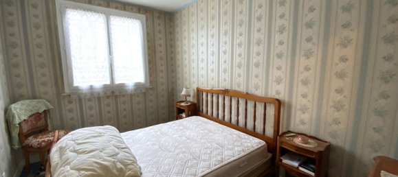 3 bedrooms Apartment in Bourges, France No. 153665 3