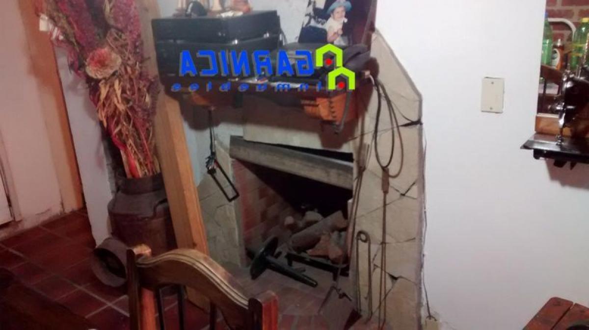 Studio in Ituzaingo, Argentina No. 99157