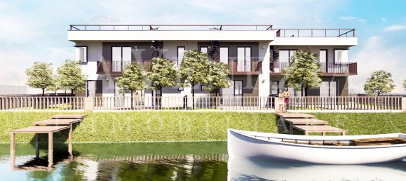 3 rooms House in Venice, Italy No. 103613 8