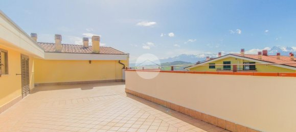 4 rooms Penthouse in Teramo, Italy No. 11393 5