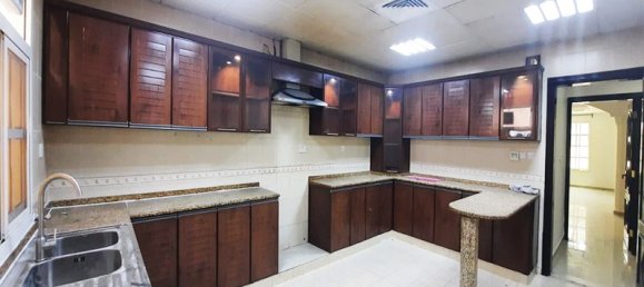 Villa T6 em Abu Dhabi, UAE N.º 33360 14