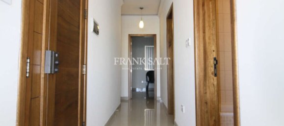 3 Schlafzimmer Wohnung in Sliema, Malta, Nr. 9494 4