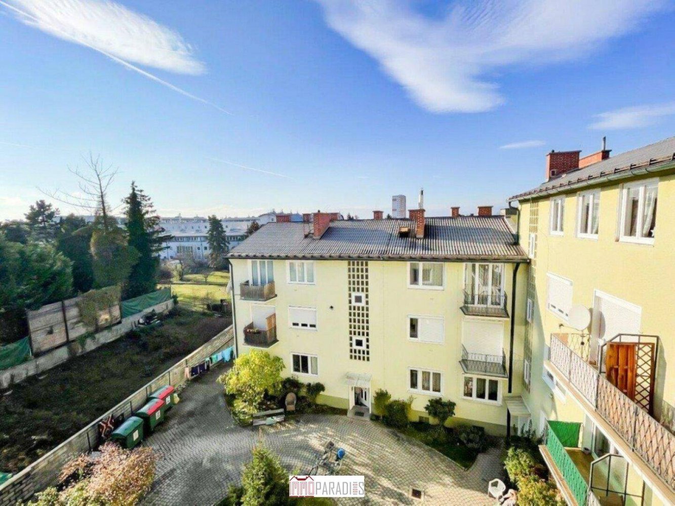 2-salle Appartement à Wiener Neustadt, Austria No. 241125