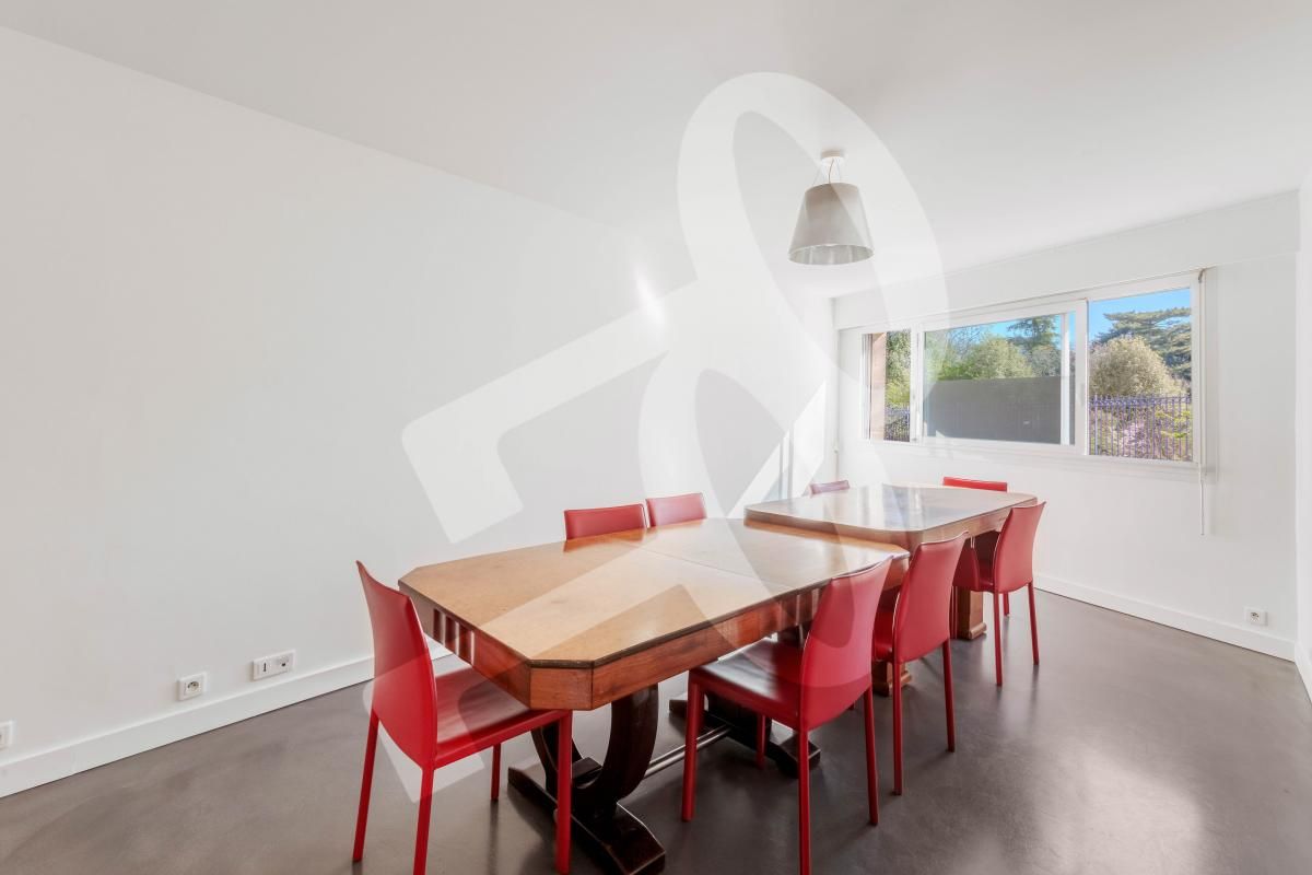 Квартира с 1 спальней в Париж, Франция № 344537