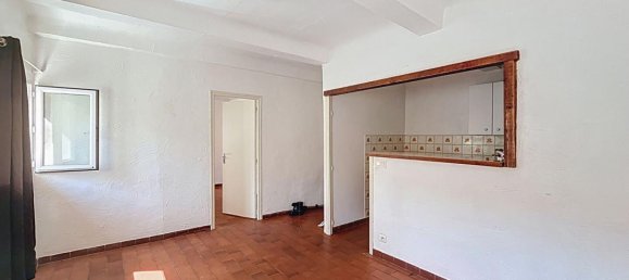 Apartamento de 2 dormitorios en Manosque, France No. 319922 2