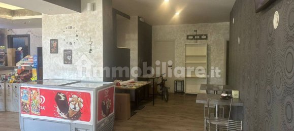 Propiedad comercial de 1 habitación en Mentana, Italy No. 284875 13