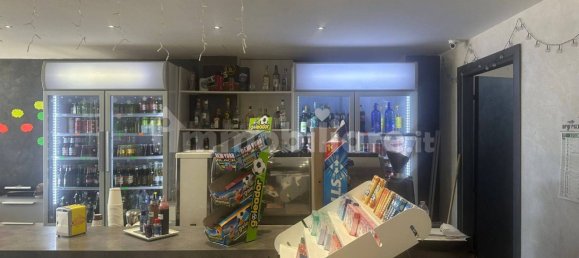 Propiedad comercial de 1 habitación en Mentana, Italy No. 284875 6