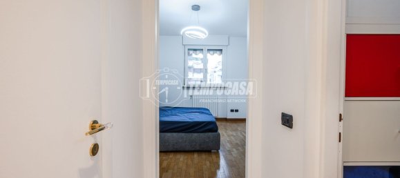 Apartamento de 2 dormitorios en Milan, Italy No. 357829 12