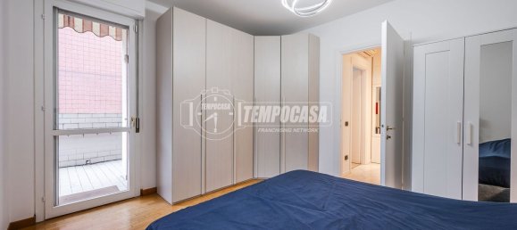 Apartamento de 2 dormitorios en Milan, Italy No. 357829 15