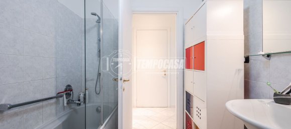 Apartamento de 2 dormitorios en Milan, Italy No. 357829 34