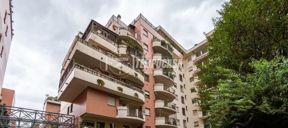 Apartamento de 2 dormitorios en Milan, Italy No. 357829 38