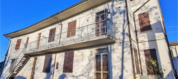 4 bedrooms House in Colli Verdi, Italy No. 135059 2