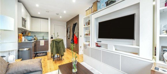 Studio in Lewisham, United Kingdom No. 7792 5