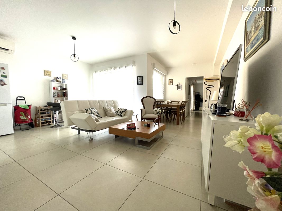 2 bedrooms Apartment in Cogolin, France No. 343938