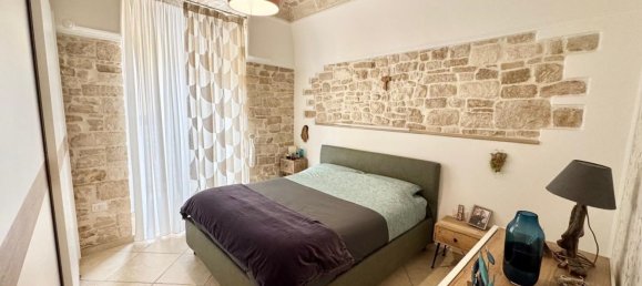 2-salle Appartement à Bitonto, Italy No. 41910 10