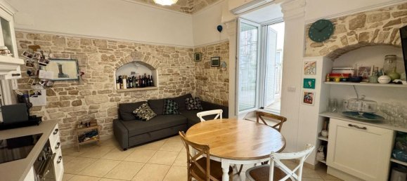 2-salle Appartement à Bitonto, Italy No. 41910 6