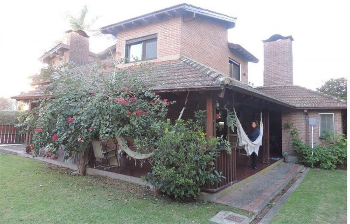 Casa T4 em Escobar, Argentina N.º 15269