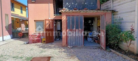 4 bedrooms House in Mortara, Italy No. 322231 3