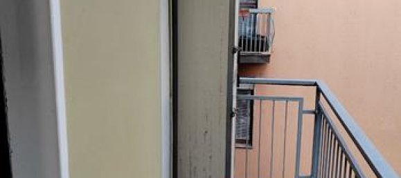 3 rooms Apartment in Sondrio, Italy No. 307512 3