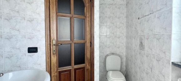 8 bedrooms House in Cossato, Italy No. 321333 27