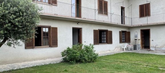 8 bedrooms House in Cossato, Italy No. 321333 36