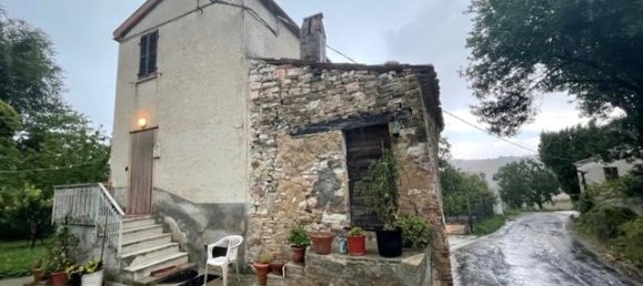 4 rooms House in Arcevia, Italy No. 177861 2