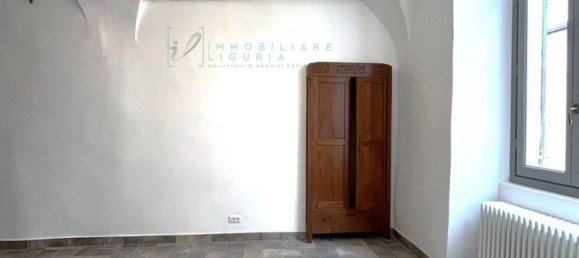 4 rooms Apartment in Pieve di Teco, Italy No. 180170 5