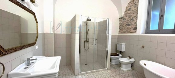 4 rooms Apartment in Pieve di Teco, Italy No. 180170 12