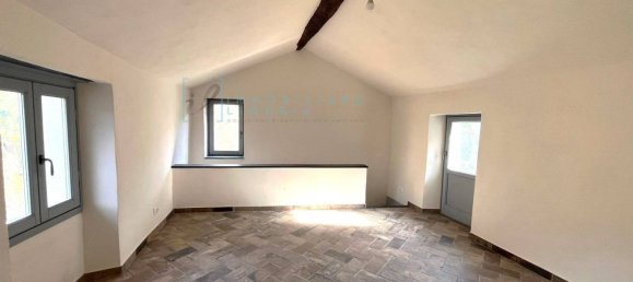 4 rooms Apartment in Pieve di Teco, Italy No. 180170 24