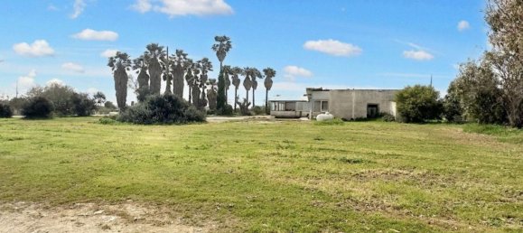 Land in Porto Cesareo, Italy No. 369851 3