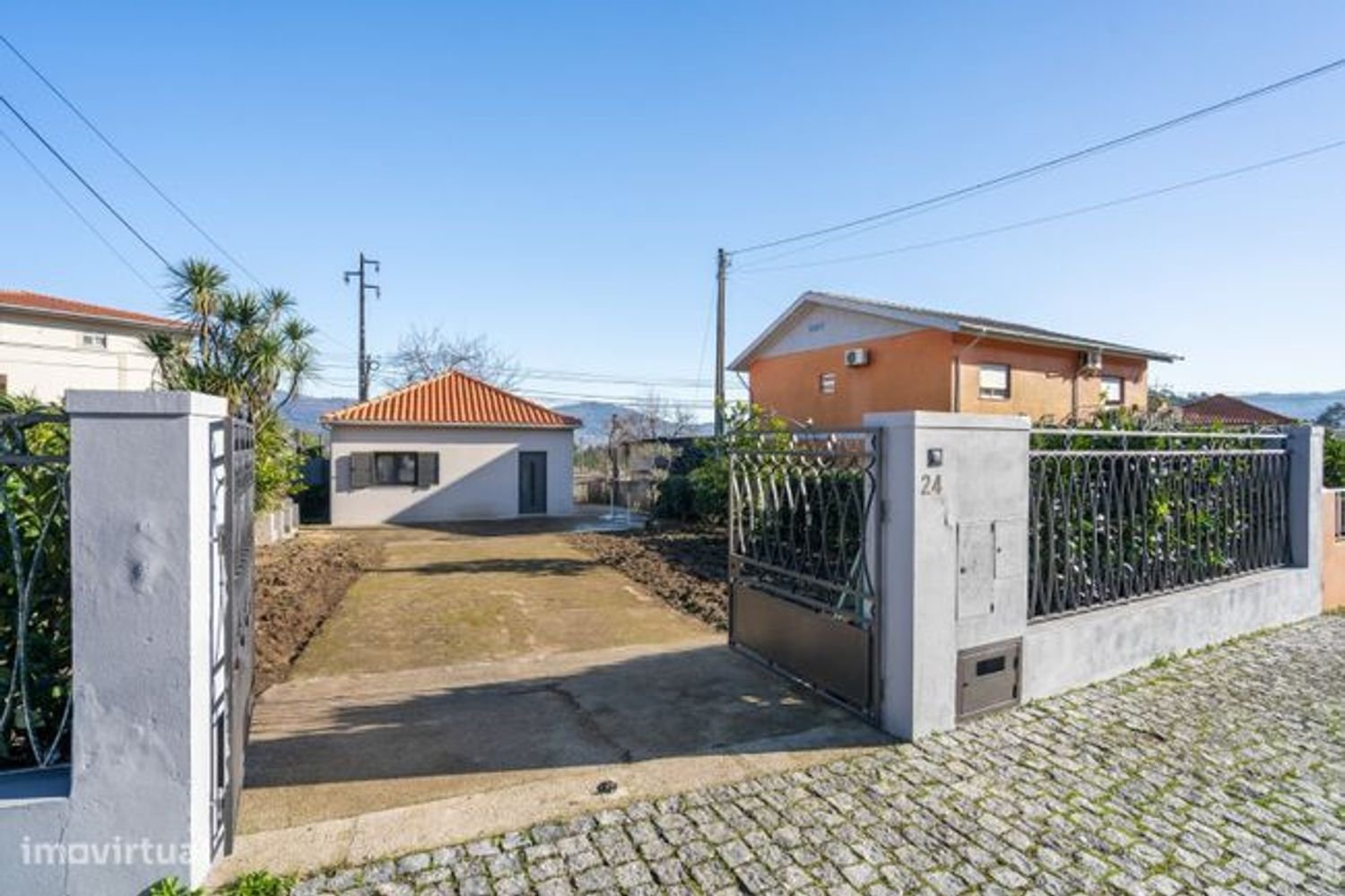 Casa de 3 dormitorios en Amares, Portugal No. 180462
