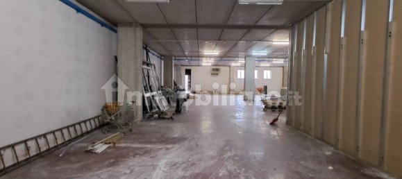 450m² Warehouse in Albino, Italy No. 260188 11